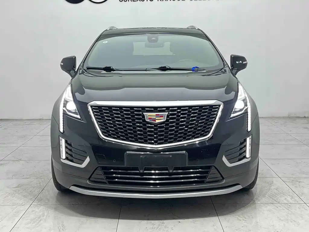 Cadillac XT5 2021 — фото 2