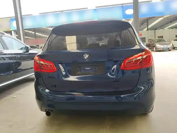 BMW 2 Series Station Wagon 2017
