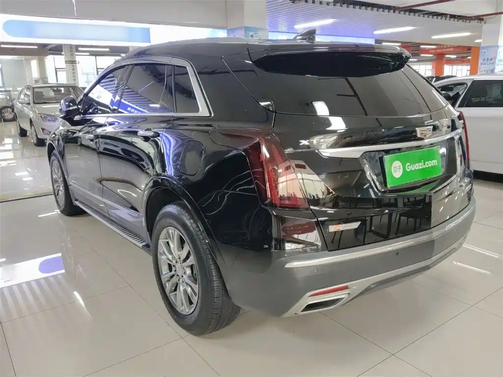 Cadillac XT5 2020 — фото 5