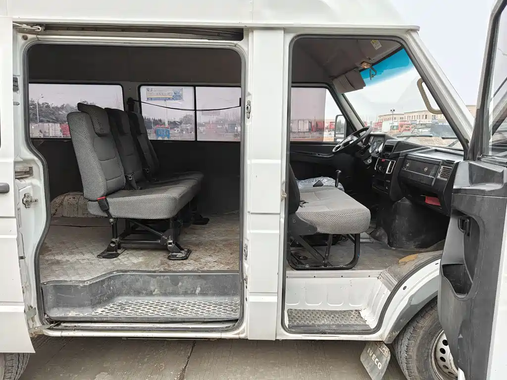 IVECO Daily 2020 — фото 10