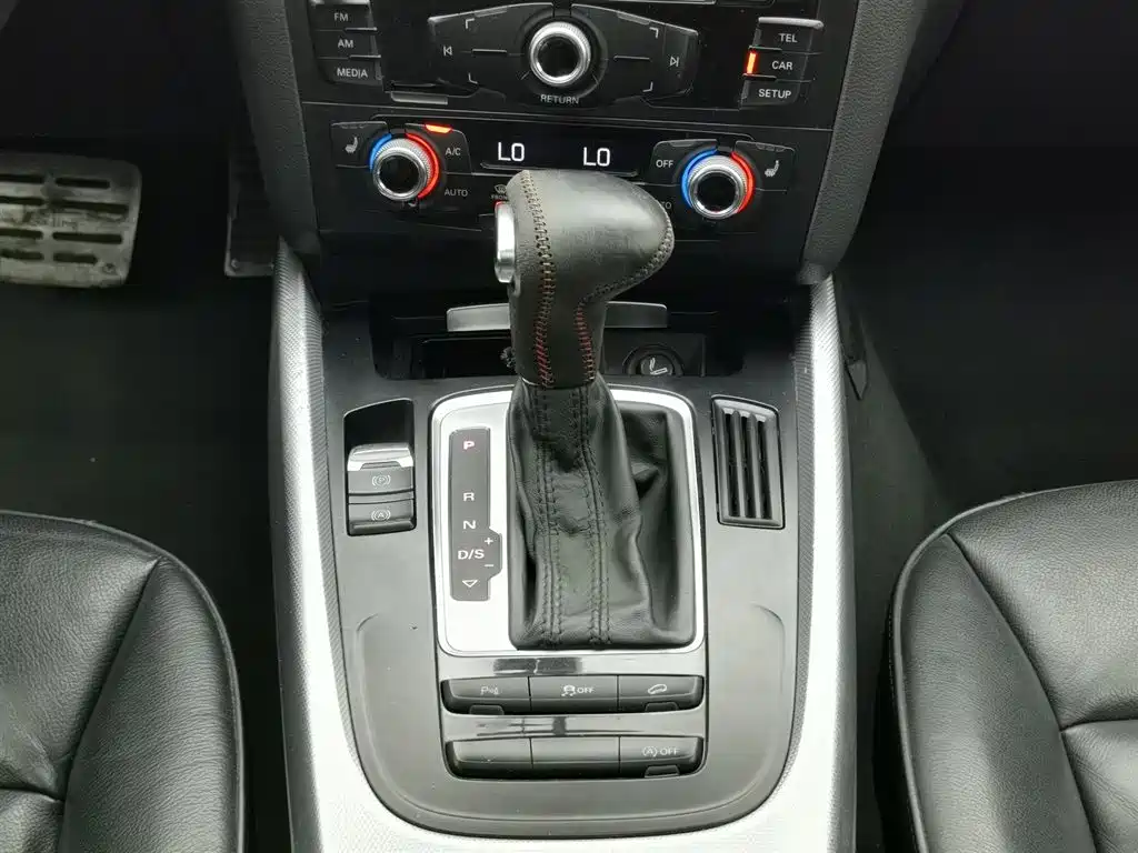 Audi Q5 2015 — фото 13