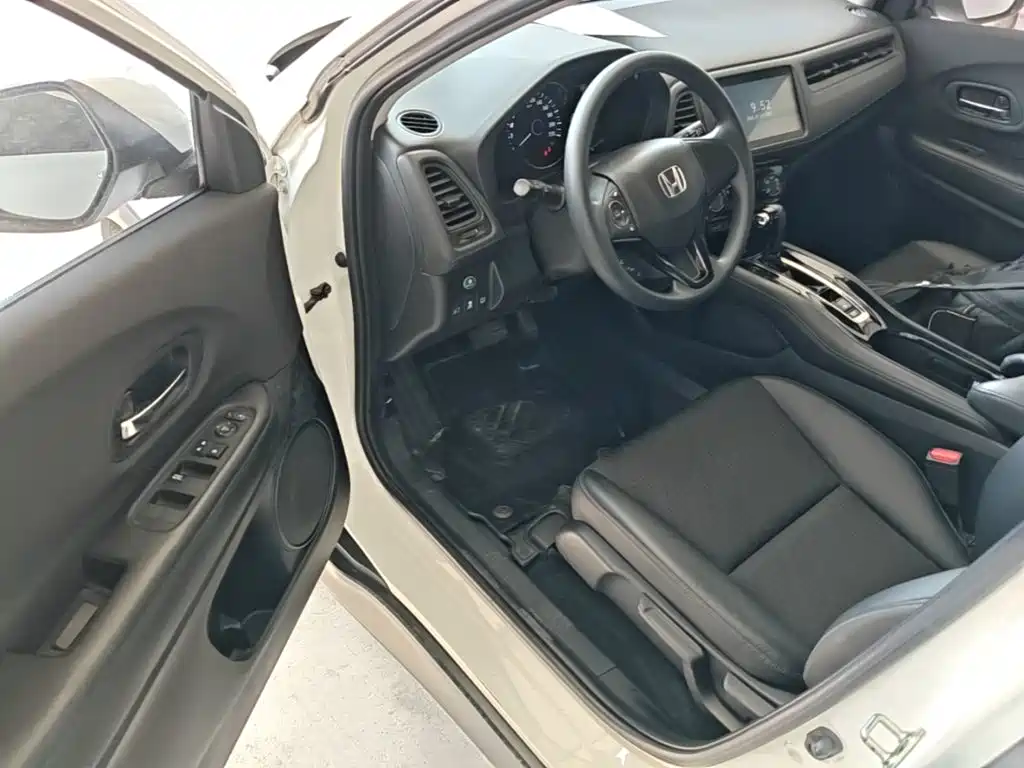 Honda Vezel 2020 — фото 16