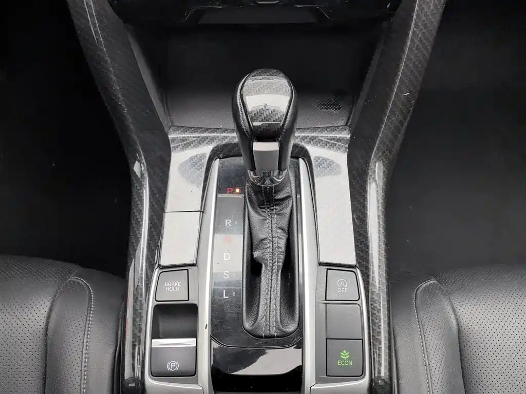Honda Civic 2018 — фото 13