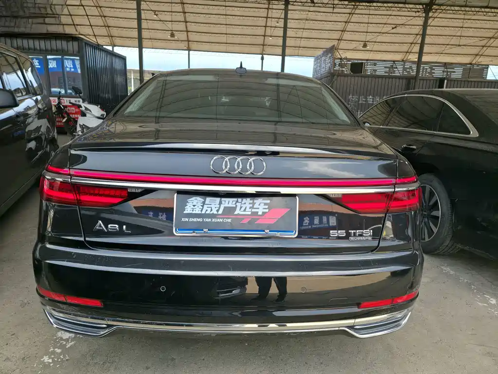 Audi A8 2018 — фото 14