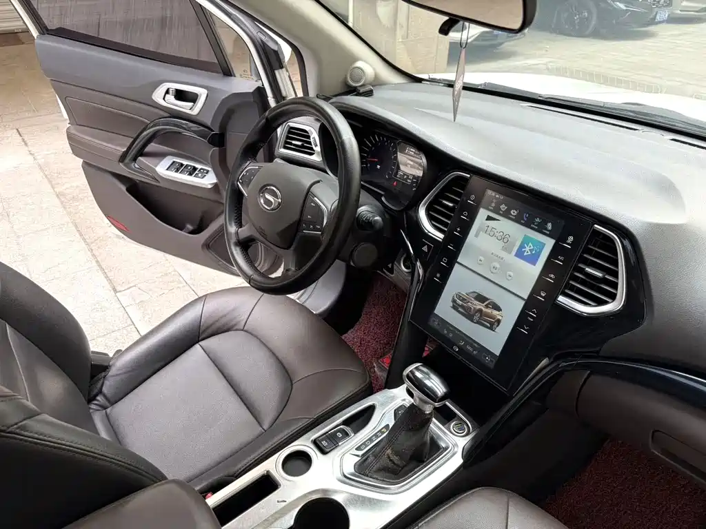 GAC Motor Trumpchi GS4 2016 — фото 7