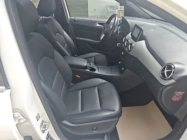 Mercedes-Benz B-Class 2014