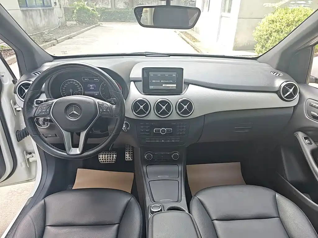 Mercedes-Benz B-Class 2014 — фото 10