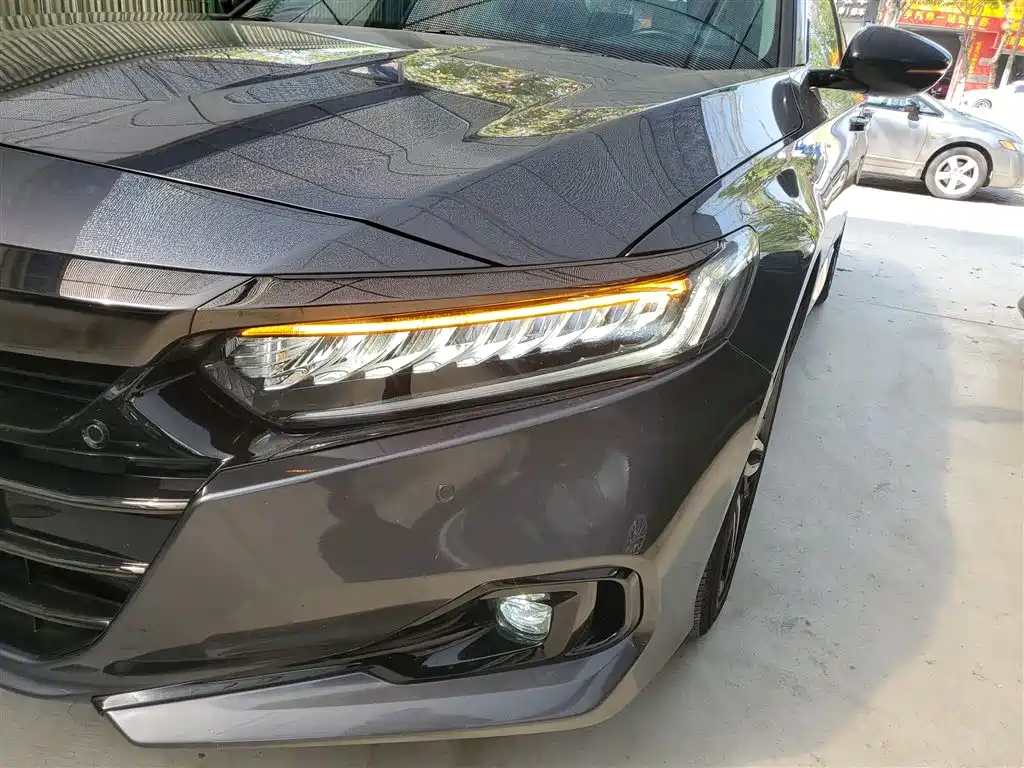 Honda Accord 2021 — фото 18
