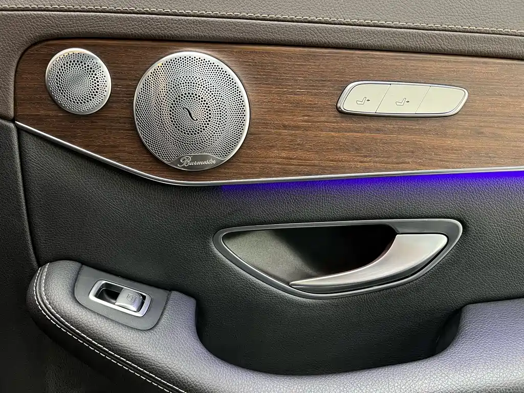 Mercedes-Benz GLC 2021 — фото 20