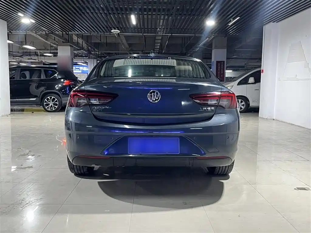 Buick Regal 2020 — фото 16