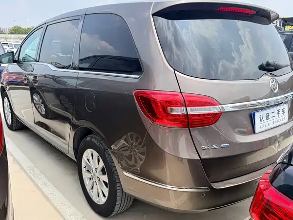Buick GL8 2017