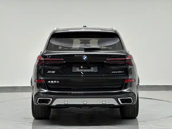 BMW X5 2023