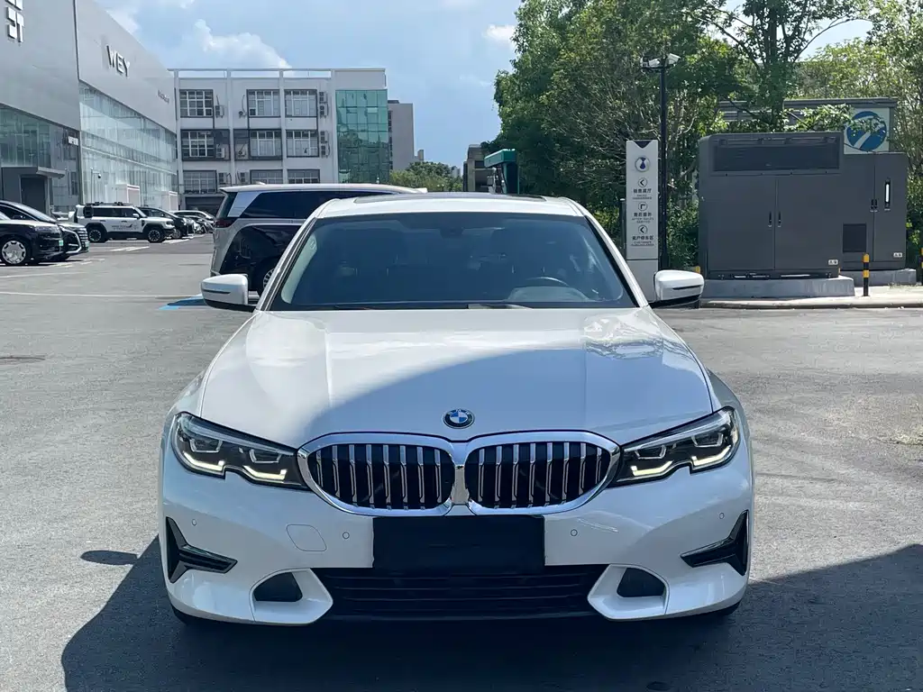 BMW 3 Series 2020