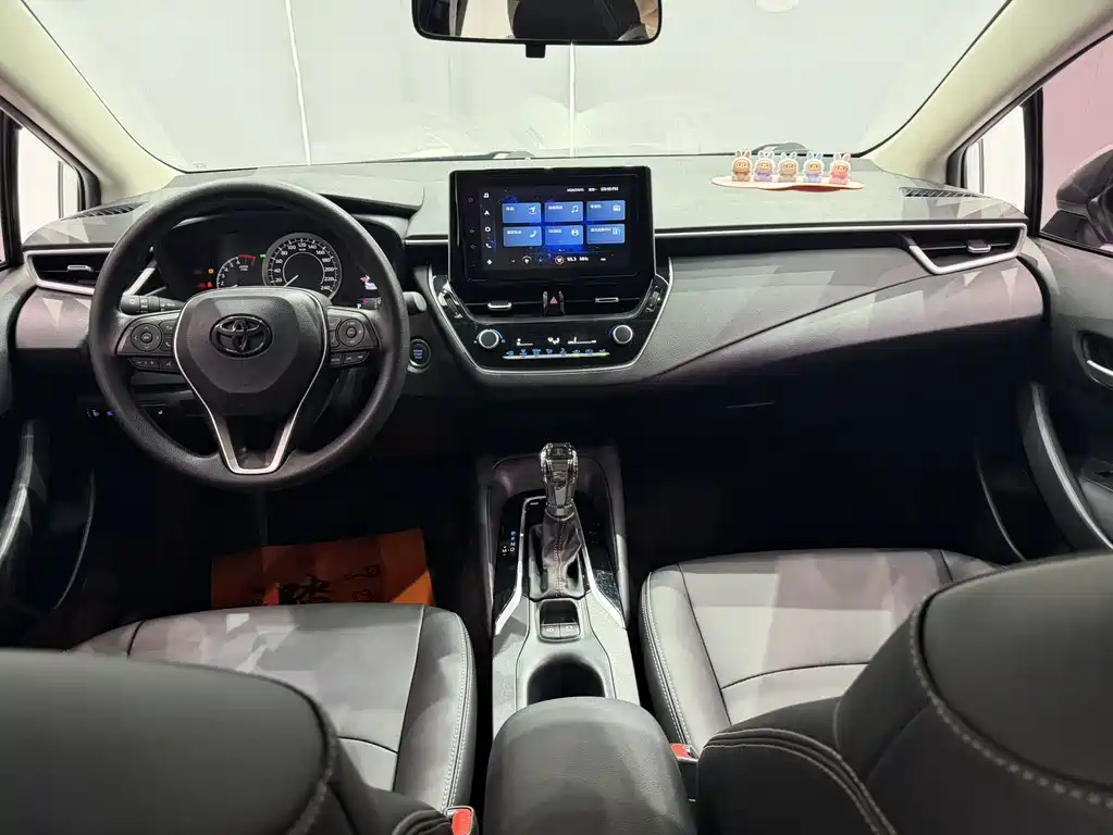 Toyota Corolla 2022 — фото 13