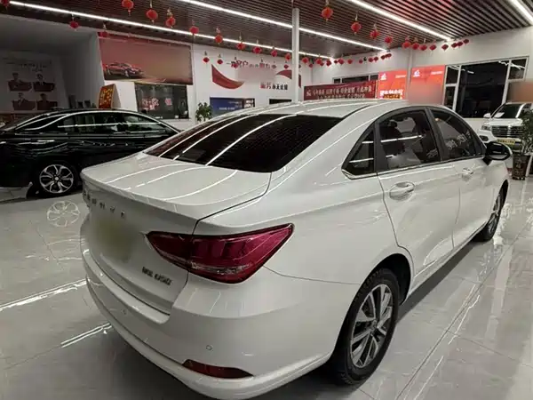 BAIC Shenbao D50 2018
