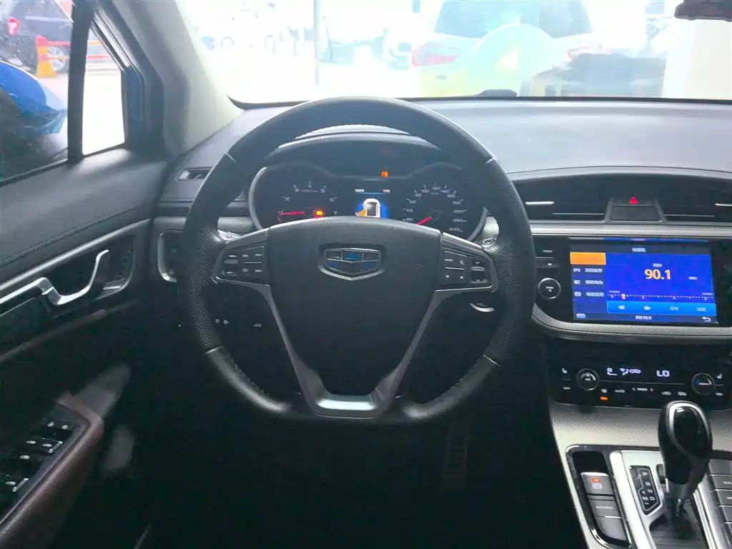 Geely Emgrand GS 2017 — фото 7