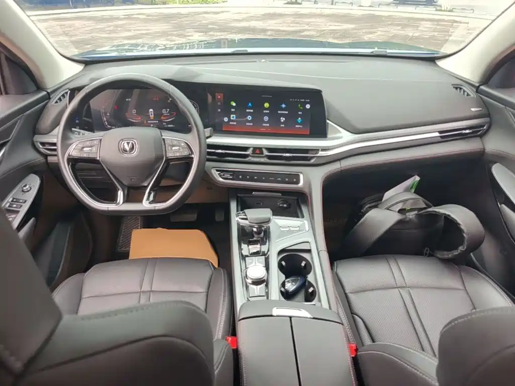 Changan CS75PLUS 2022 — фото 10