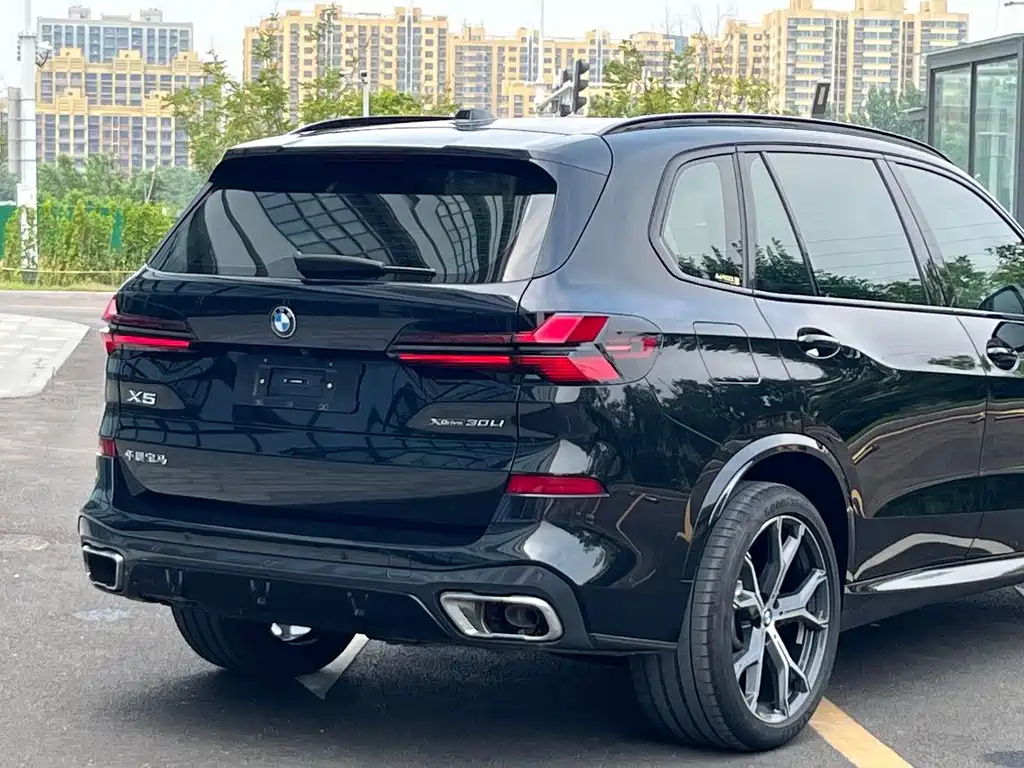 BMW X5 2024 — фото 11