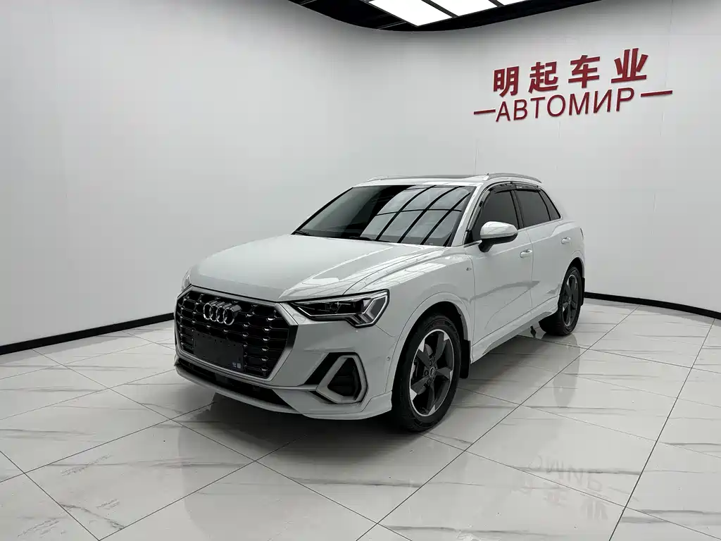 Audi Q3 2023 — фото 4
