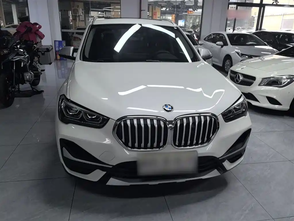 BMW X1 2020 — фото 3