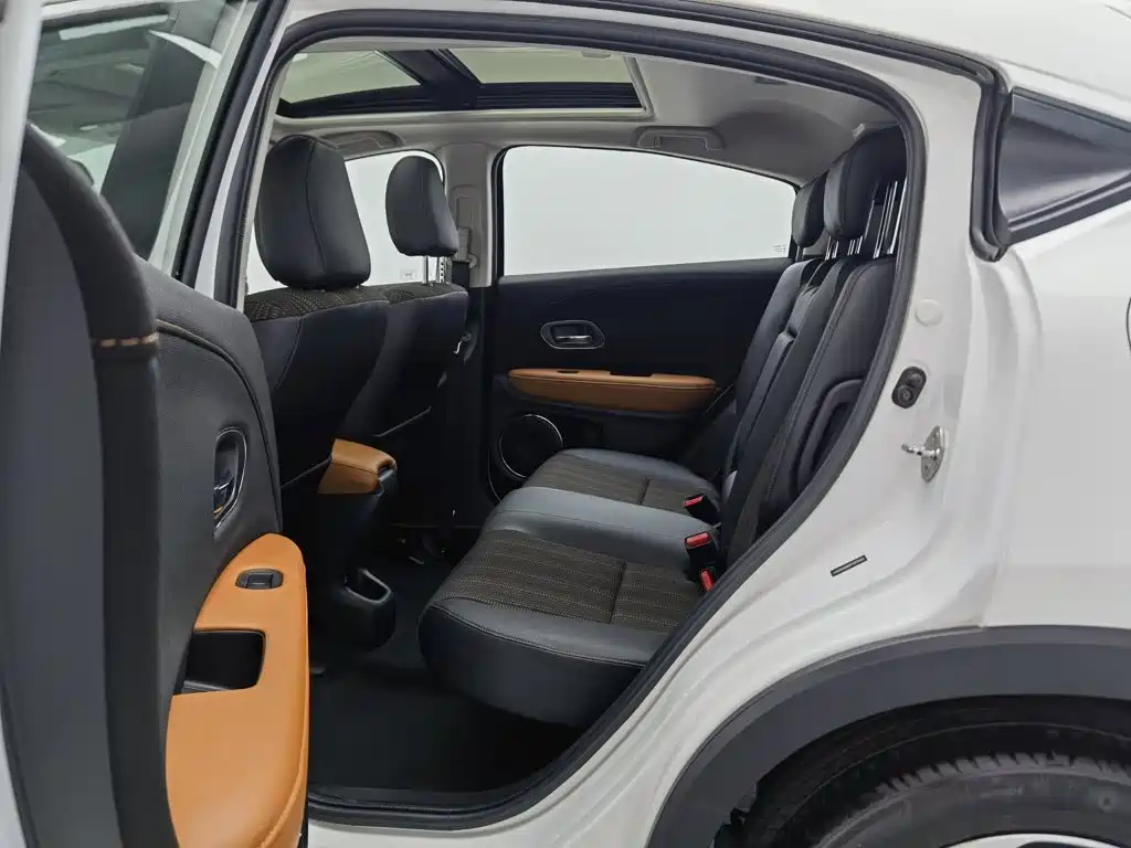 Honda Vezel 2015 — фото 15