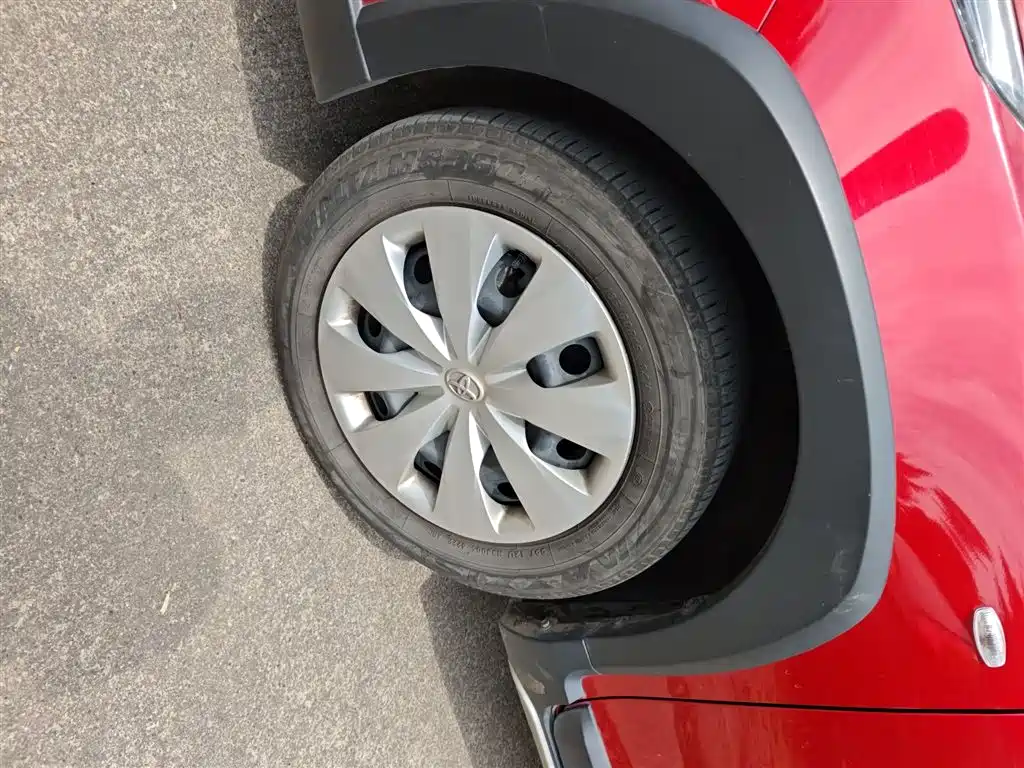 Toyota Yaris L 2022 — фото 23