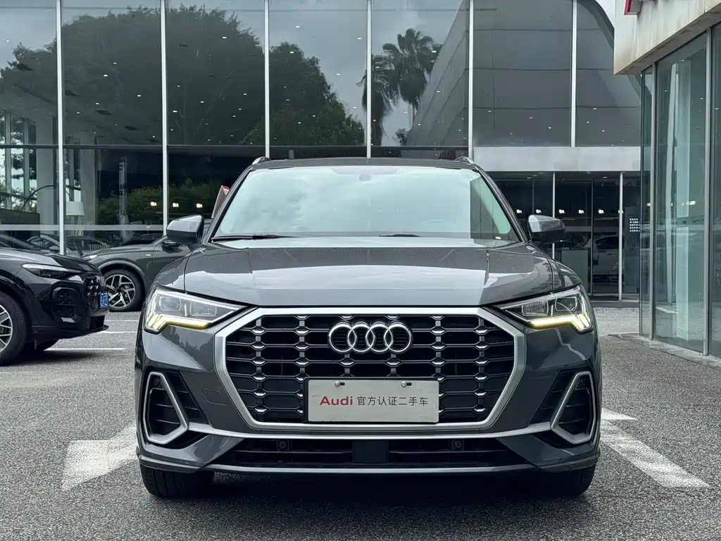 Audi Q3 2020 — фото 12