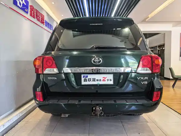 Toyota Land Cruiser 2014
