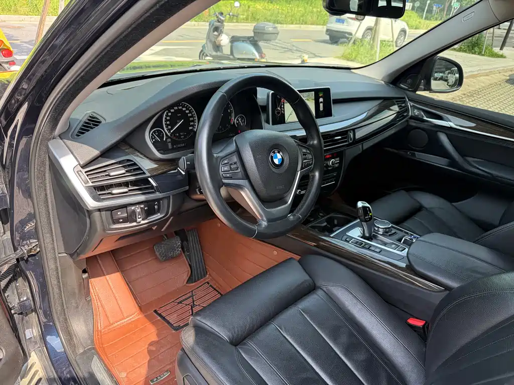 BMW X5 2015 — фото 8