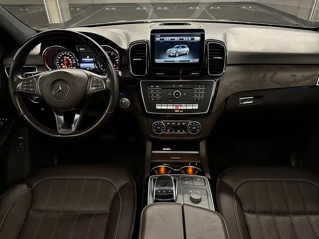 Mercedes-Benz GLE 2017 — фото 25
