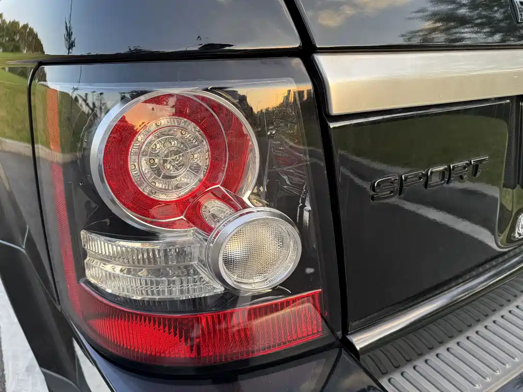 Land Rover Range Rover Sport 2013 — фото 19