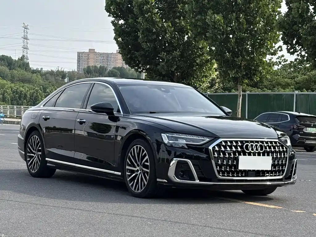 Audi A8 2024