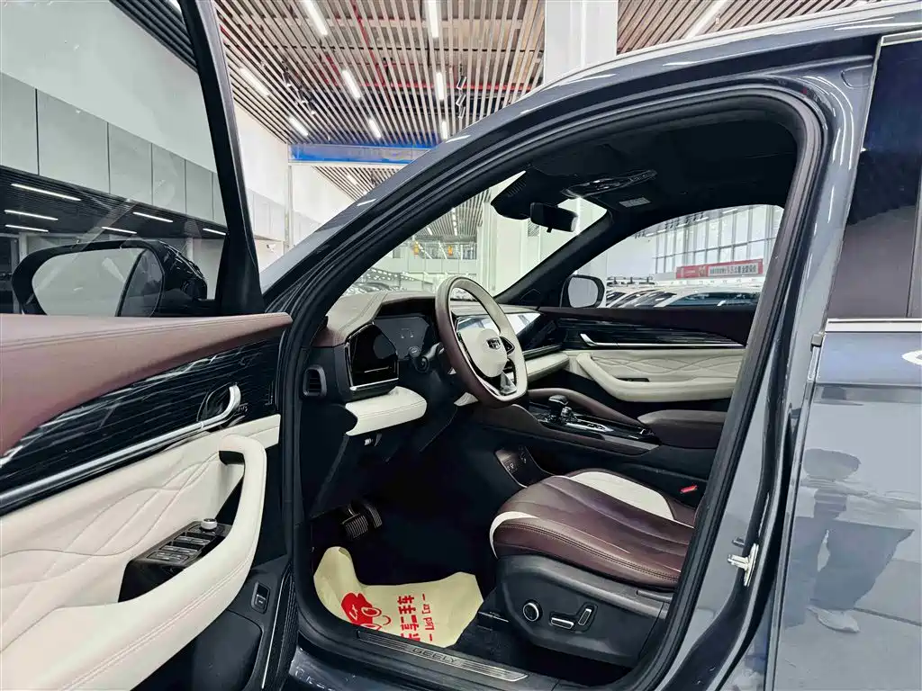 Geely Xingyue L 2023 — фото 11