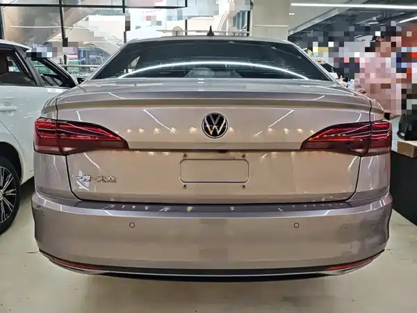 Volkswagen Bora 2021