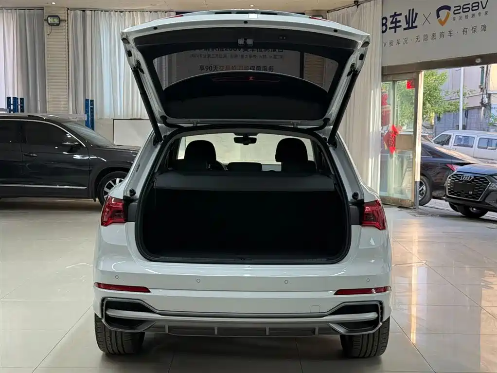 Audi Q3 2023 — фото 24