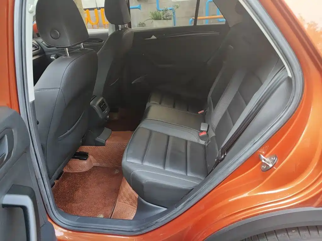 Volkswagen T-Roc 2020 — фото 18