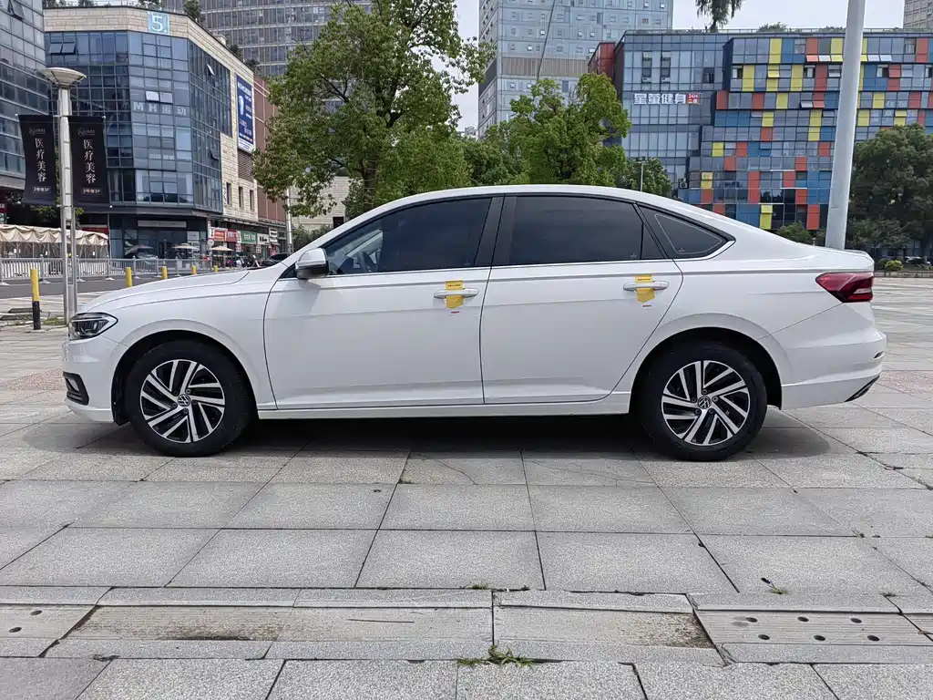 Volkswagen Lavida 2021