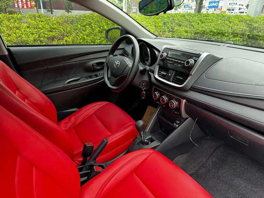 Toyota Vios 2017 — фото 11