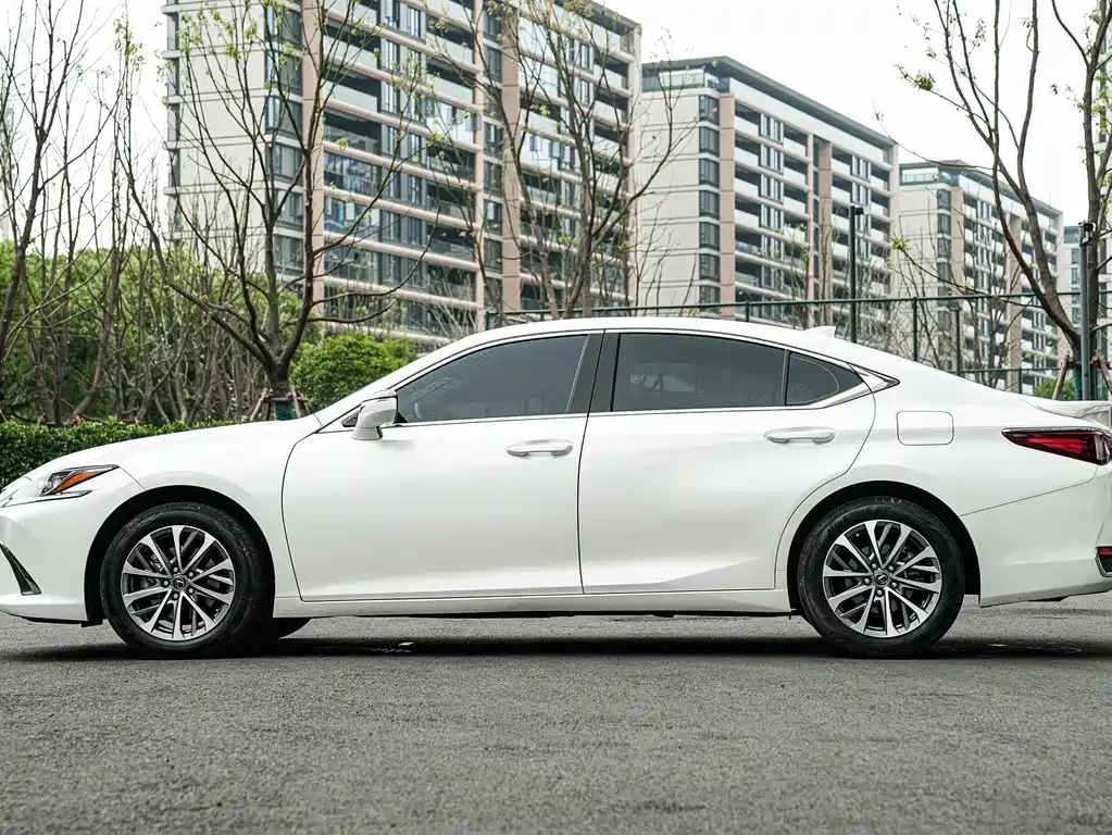 Lexus ES 2024 — фото 7