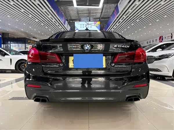 BMW 5 Series 2019