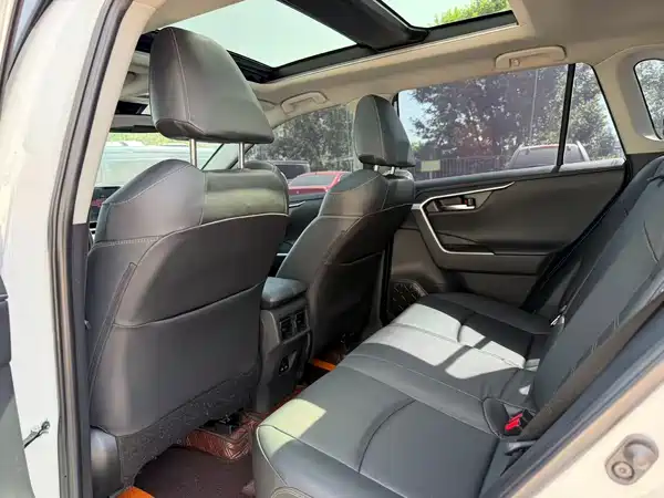 Toyota RAV4 2023