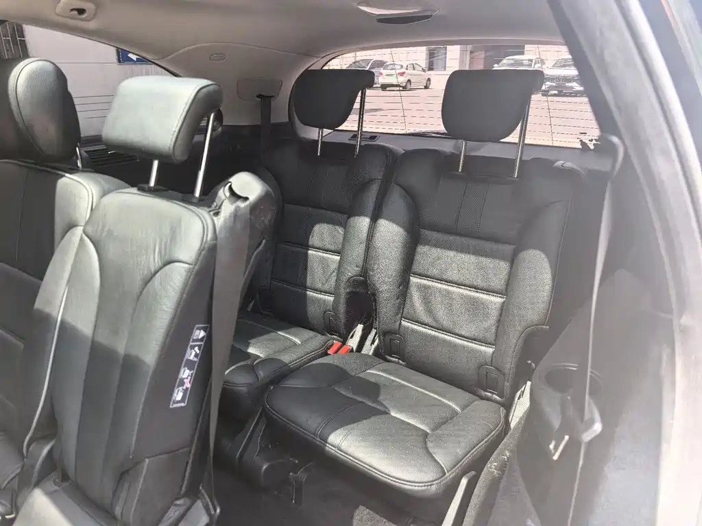 Mercedes-Benz R-Class 2017
