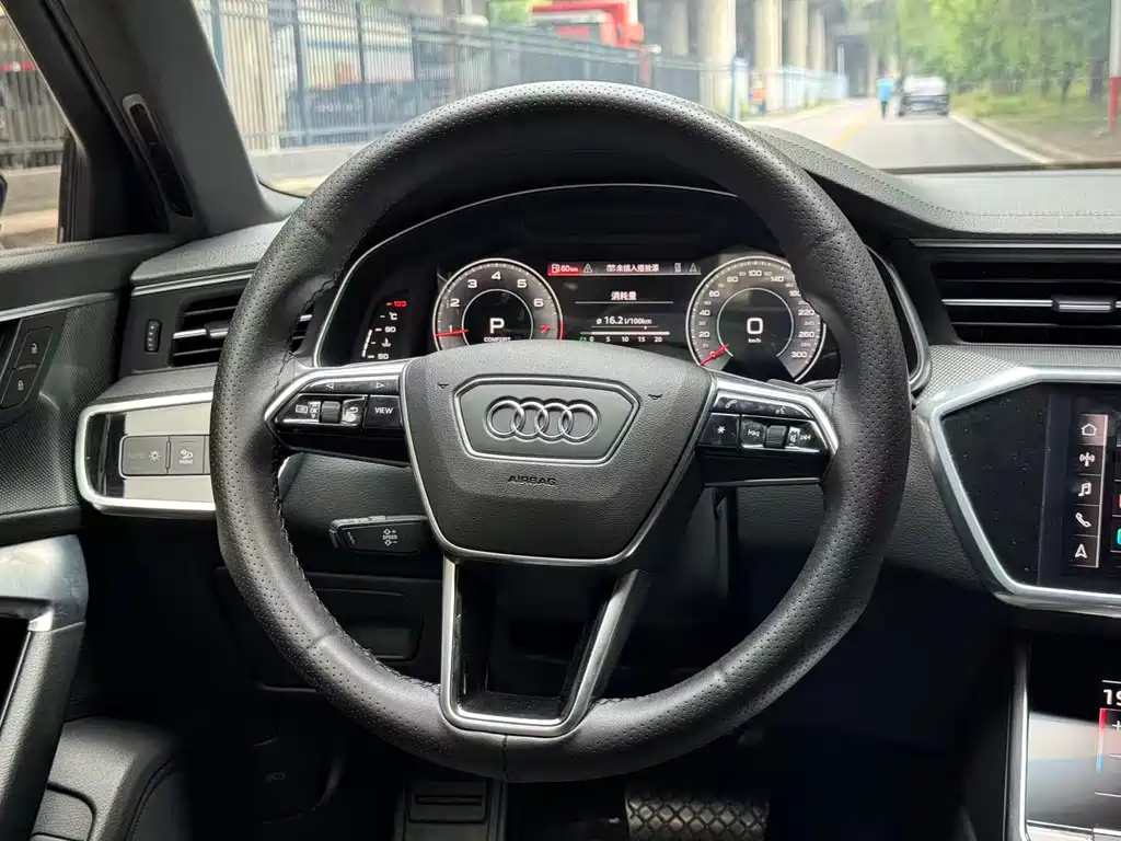 Audi A6L 2021 — фото 11