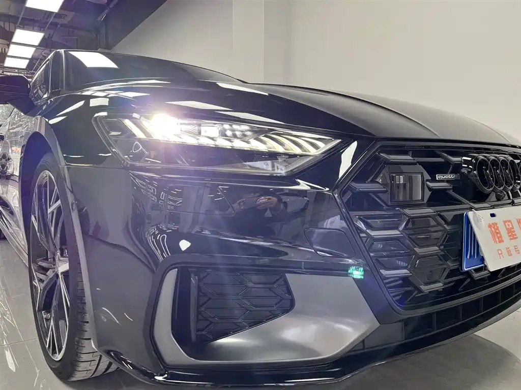 Audi A7L 2025 — фото 14