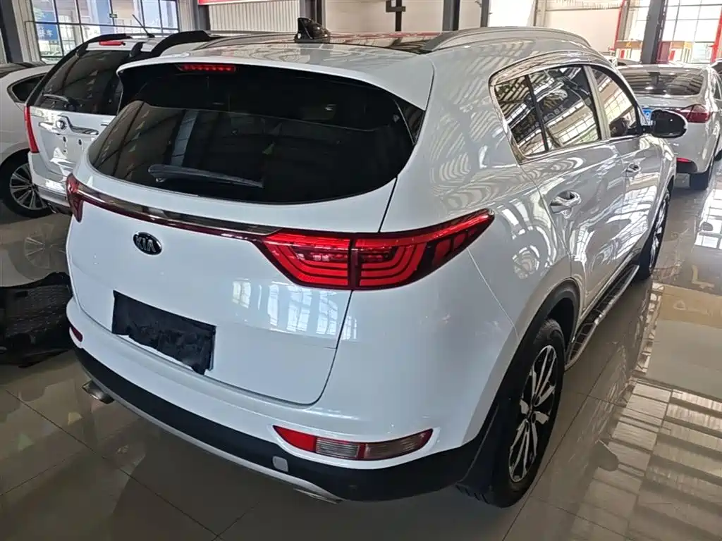 Kia KX5 2016 — фото 7