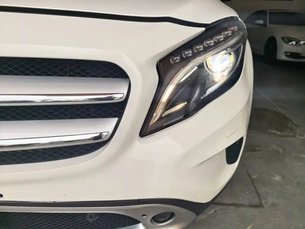 Mercedes-Benz GLA 2015 — фото 24