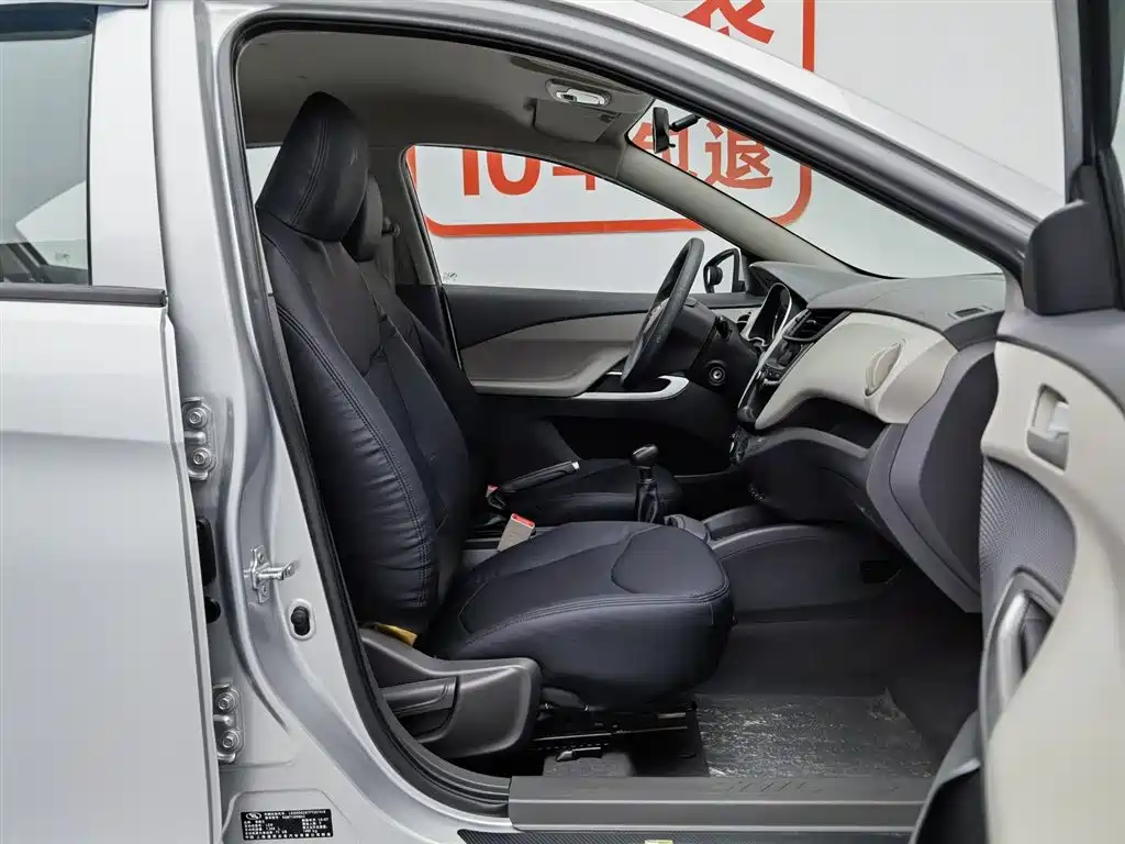 Chevrolet Sail 2015 — фото 23