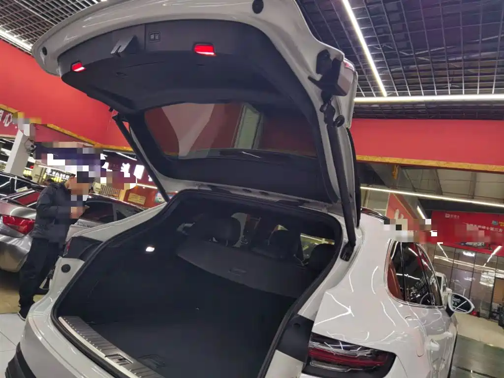 Porsche Cayenne 2019 — фото 15