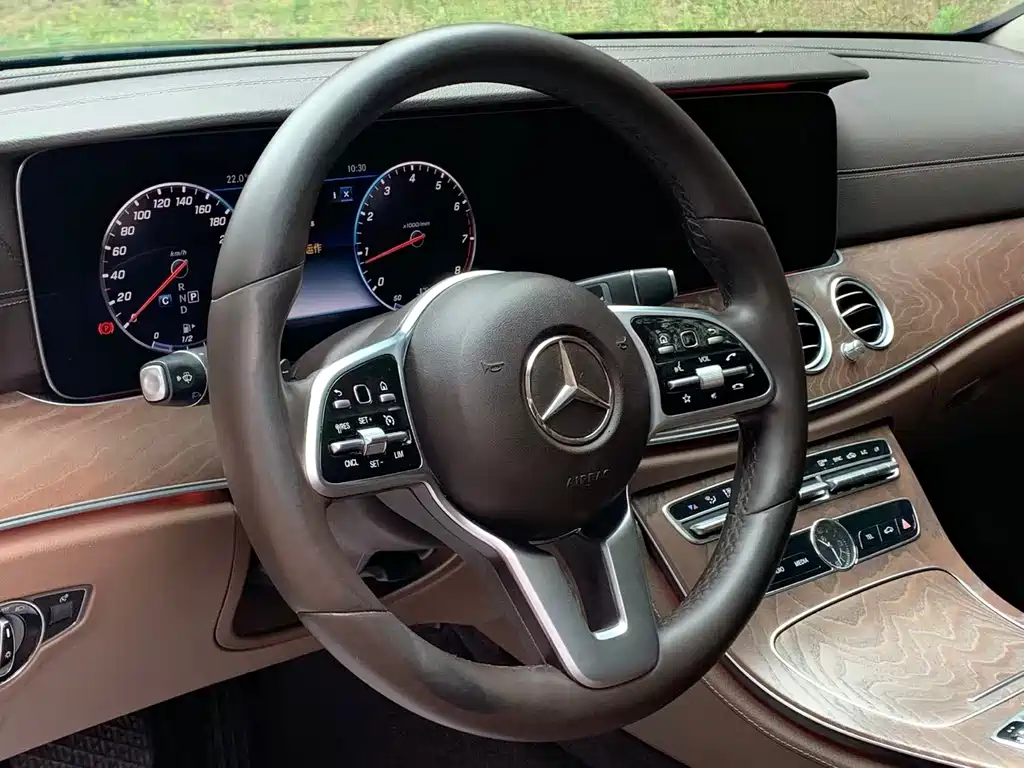 Mercedes-Benz E-Class 2019 — фото 7