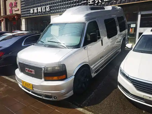 GMC SAVANA 2011